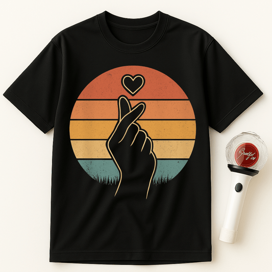 RETRO FINGER HEART K-POP UNISEX T-SHIRT