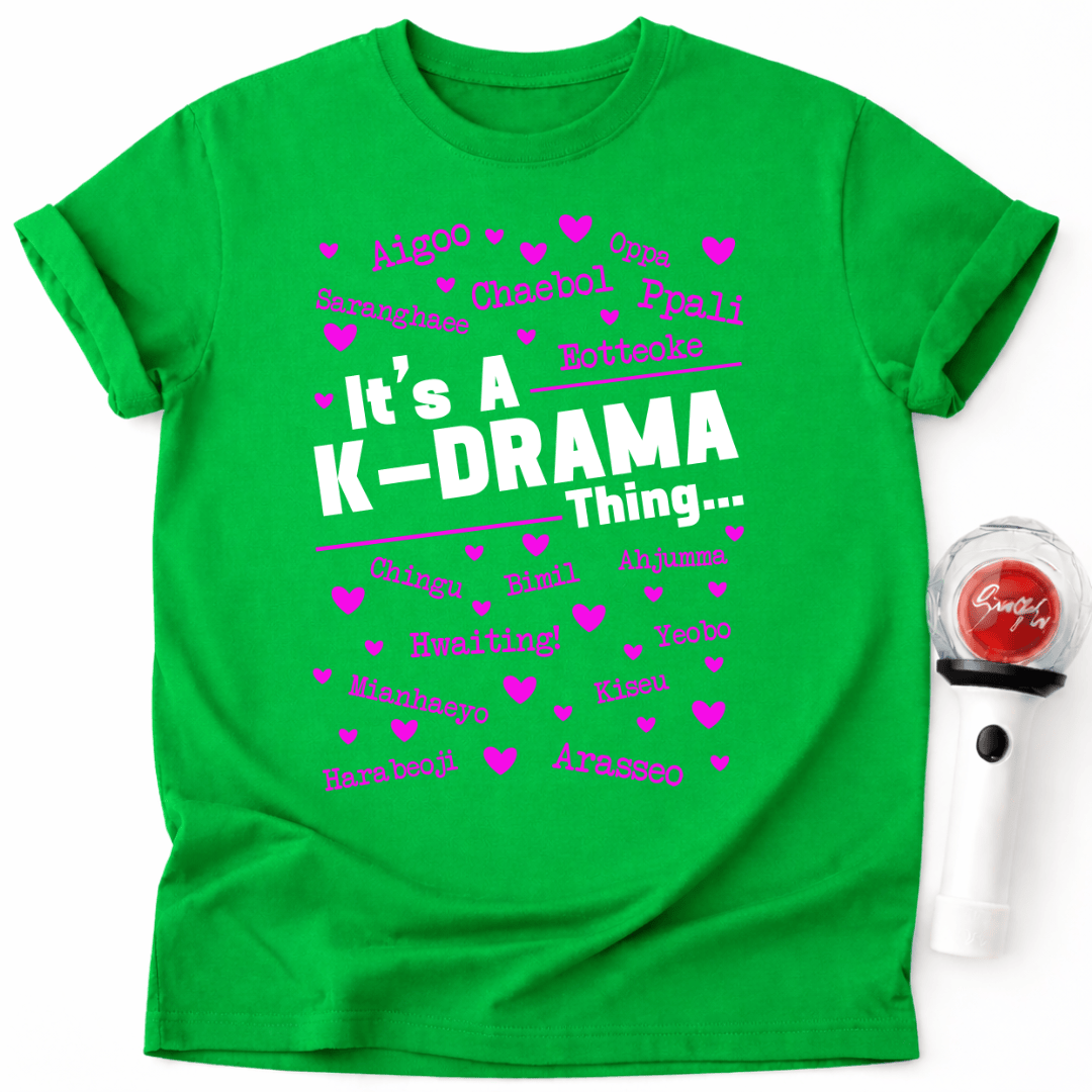 ES IST EIN K-DRAMA-DING T-SHIRT