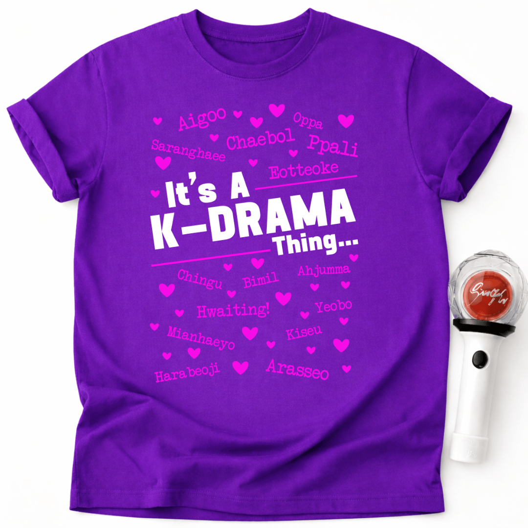 ES IST EIN K-DRAMA-DING T-SHIRT