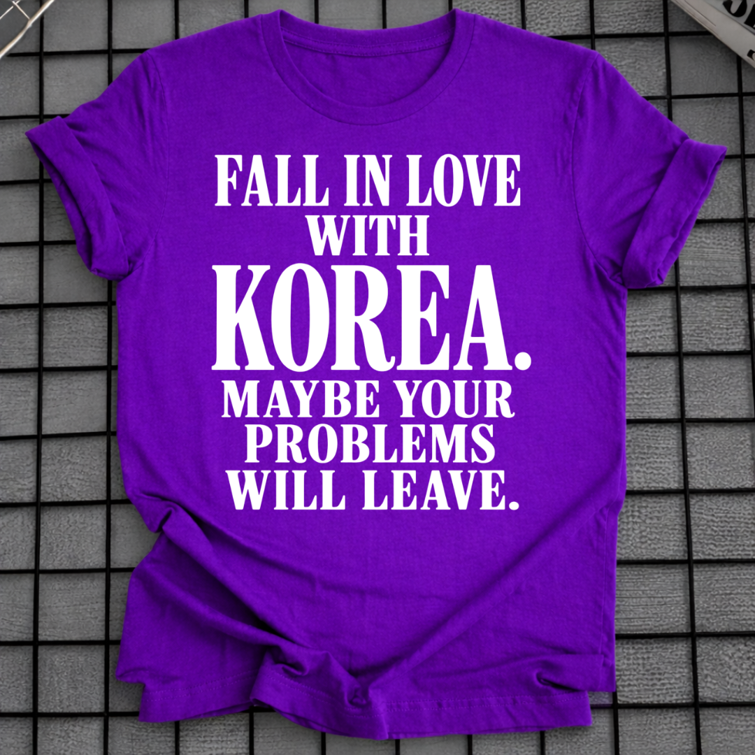 FALL IN LOVE WITH KOREA T-SHIRT