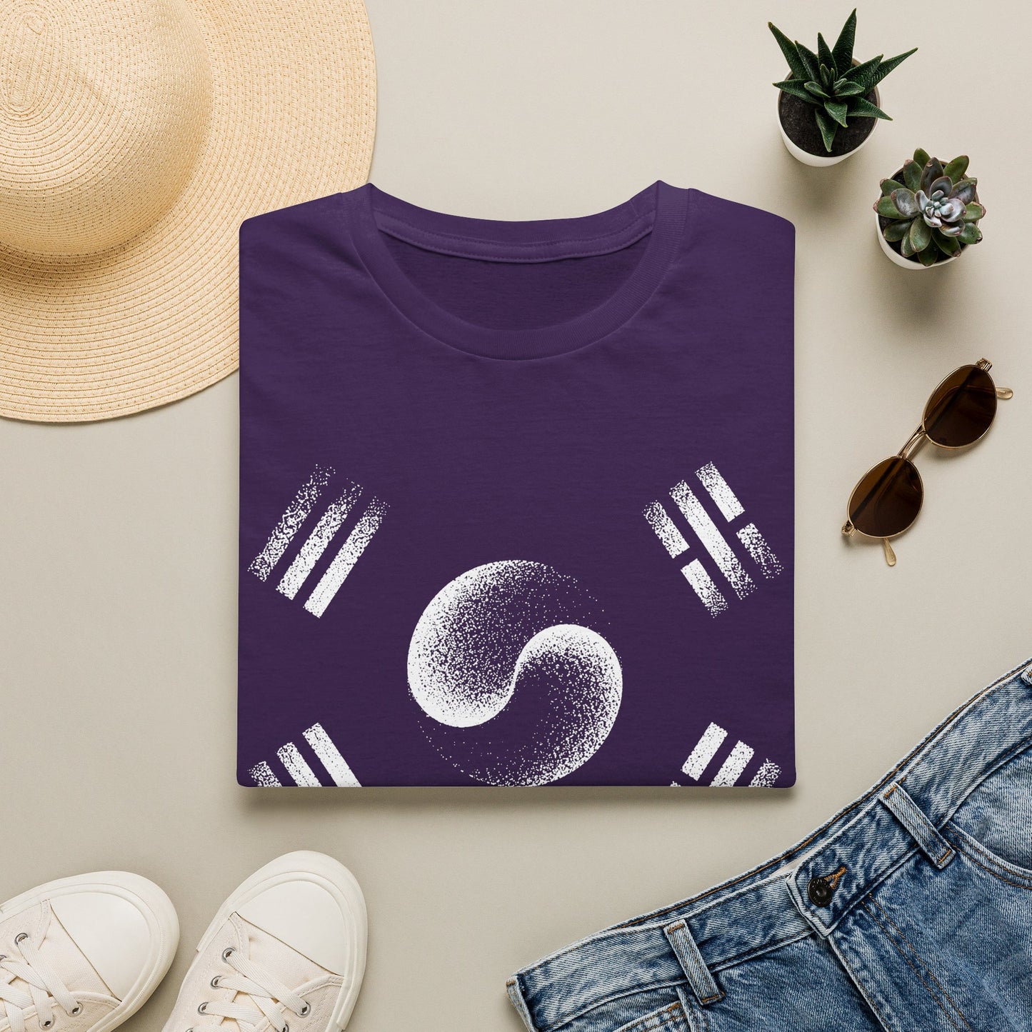 Yin Yang Taeguk T-Shirt — Korean Flag Inspired Peace Symbol Tee