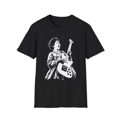 T-Shirt — Vintage Rock Guitarist Graphic Tee