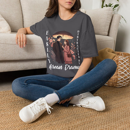 K-Drama Fan T-Shirt – "Easily Distracted by Korean Dramas" Graphic Tee