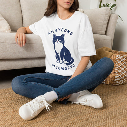 Annyeong Cat T-Shirt — Cute Korean Greeting Cat Graphic Tee ("Annyeong Meowseyo")