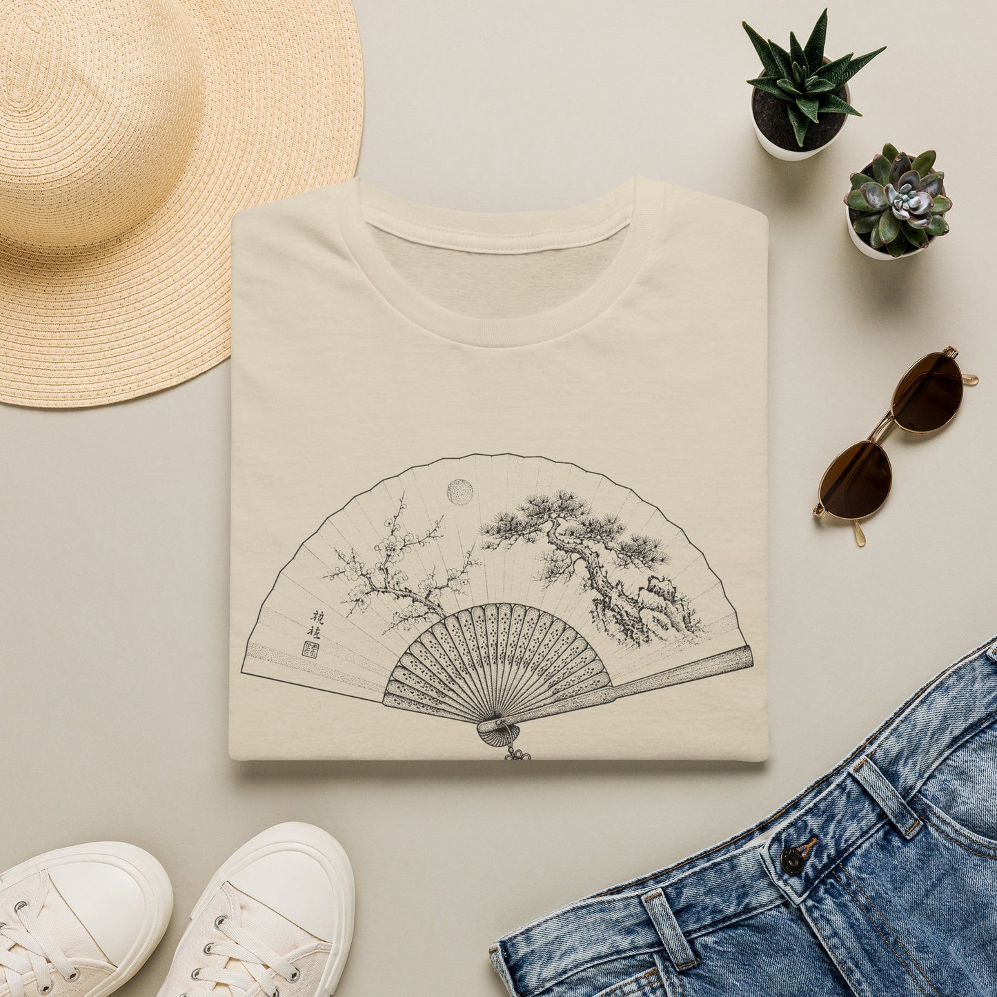 TRADITIONAL KOREAN FOLDING FAN T-SHIRT