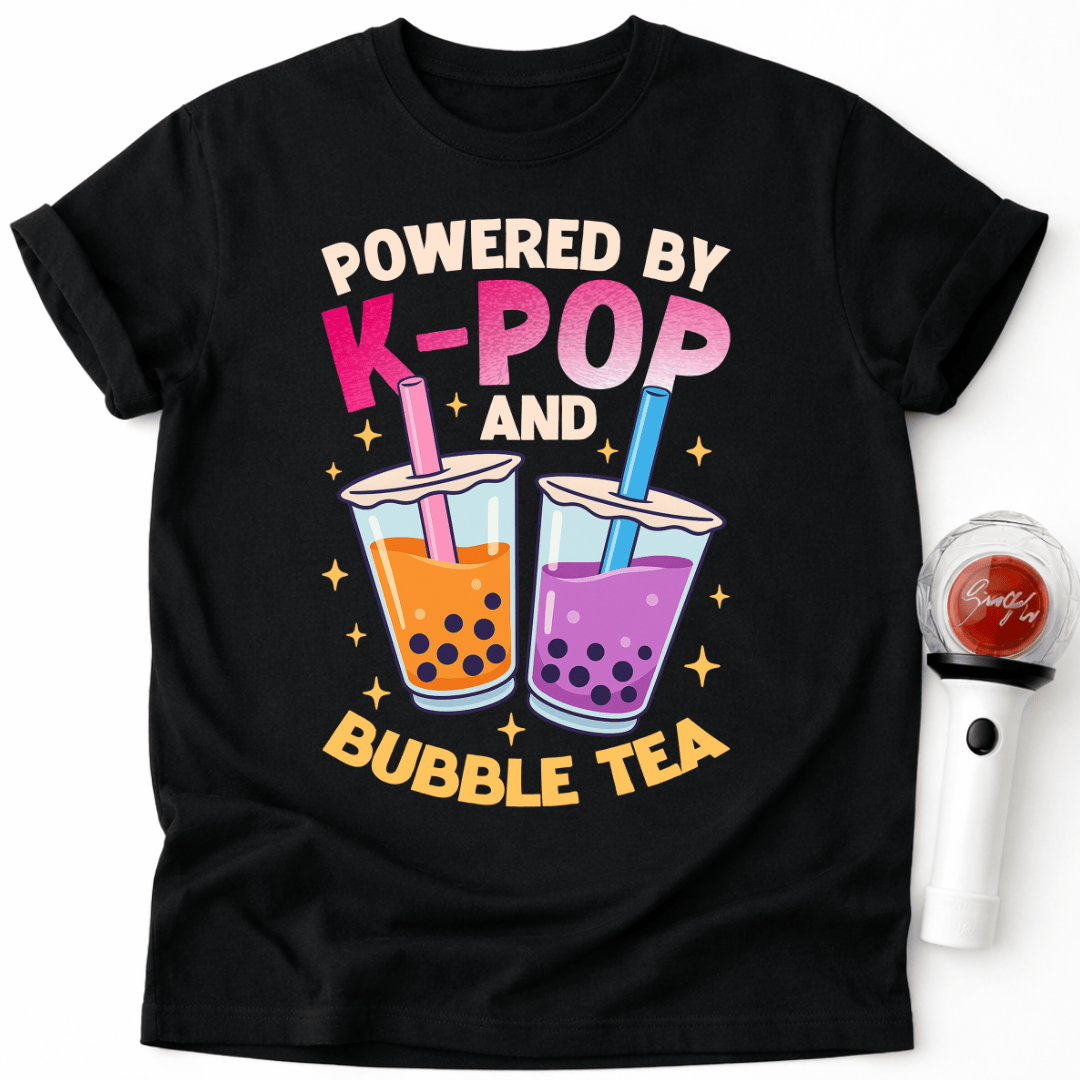 POWERED BY K-POP UND BUBBLE TEA T-SHIRT