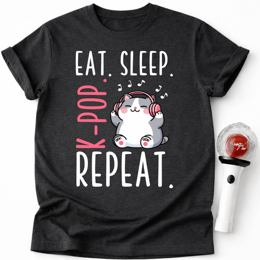 K-POP CAT REPEAT T-SHIRT