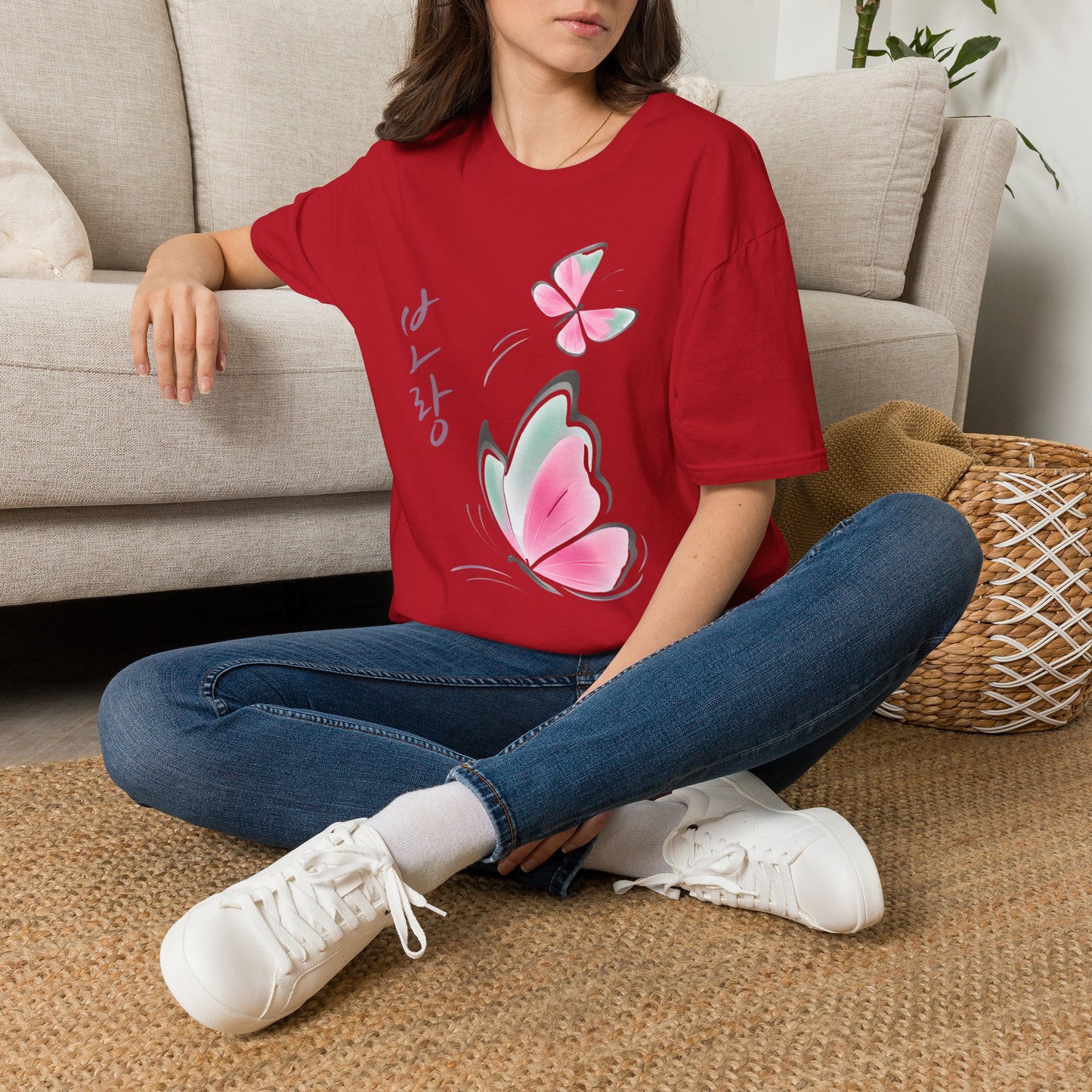 KOREAN SCRIPT BUTTERFLY T-SHIRT
