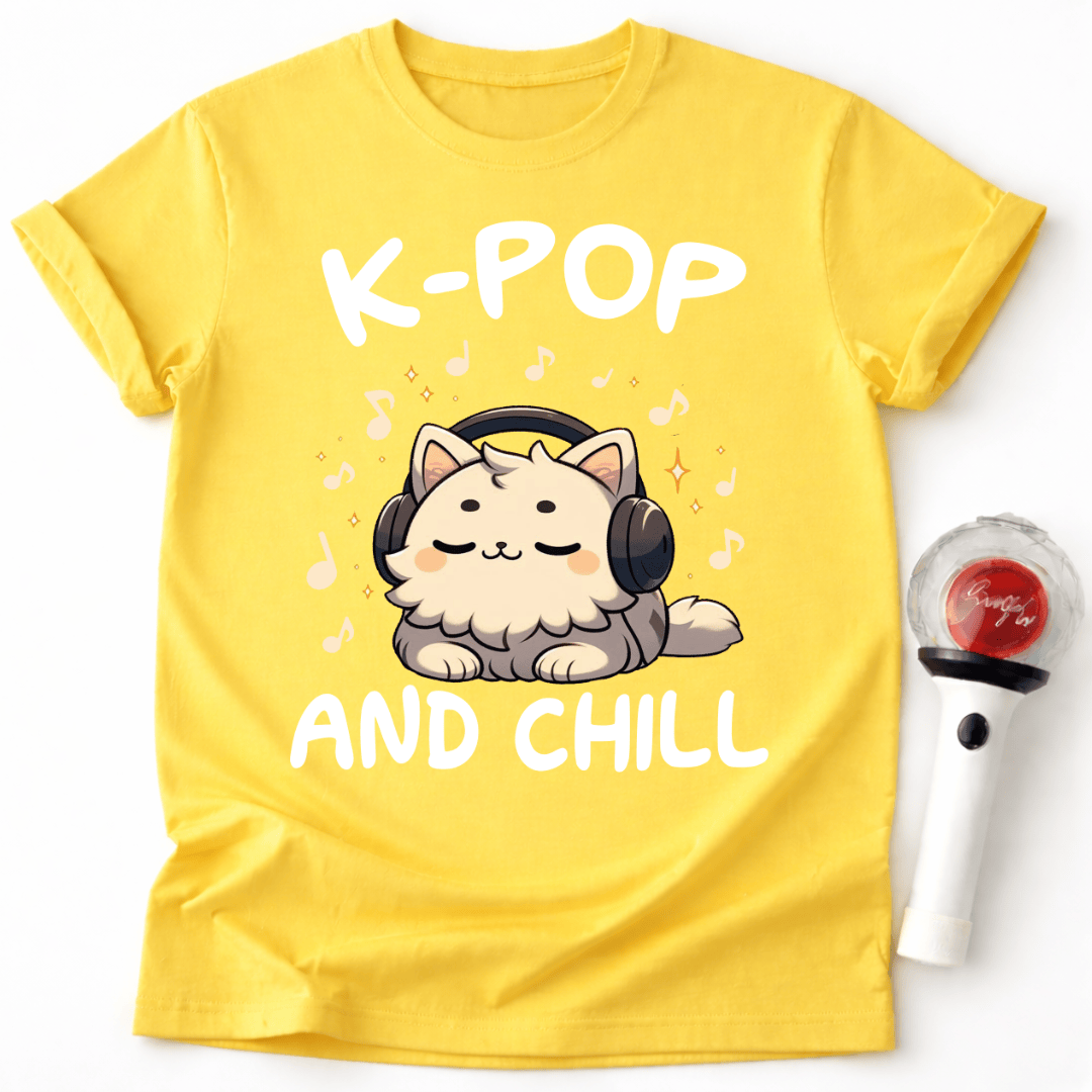 K-POP AND CHILL KATZEN T-SHIRT
