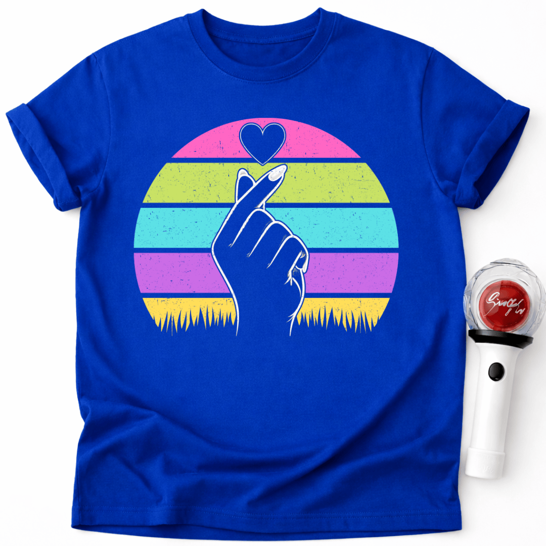 KOREANISCHES HERZ-SYMBOL-T-SHIRT