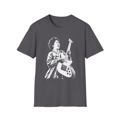 T-Shirt — Vintage Rock Guitarist Graphic Tee