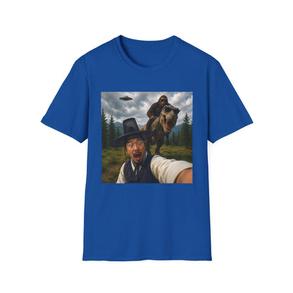 Funny Bigfoot Selfie T-Shirt — UFO, T-Rex & Sasquatch Wilderness Tee