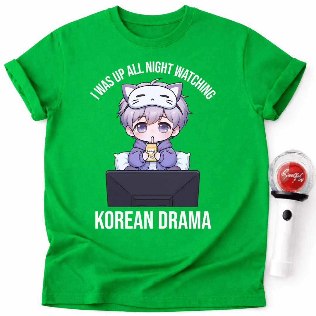DIE GANZE NACHT WACH WEGEN K-DRAMEN T-SHIRT