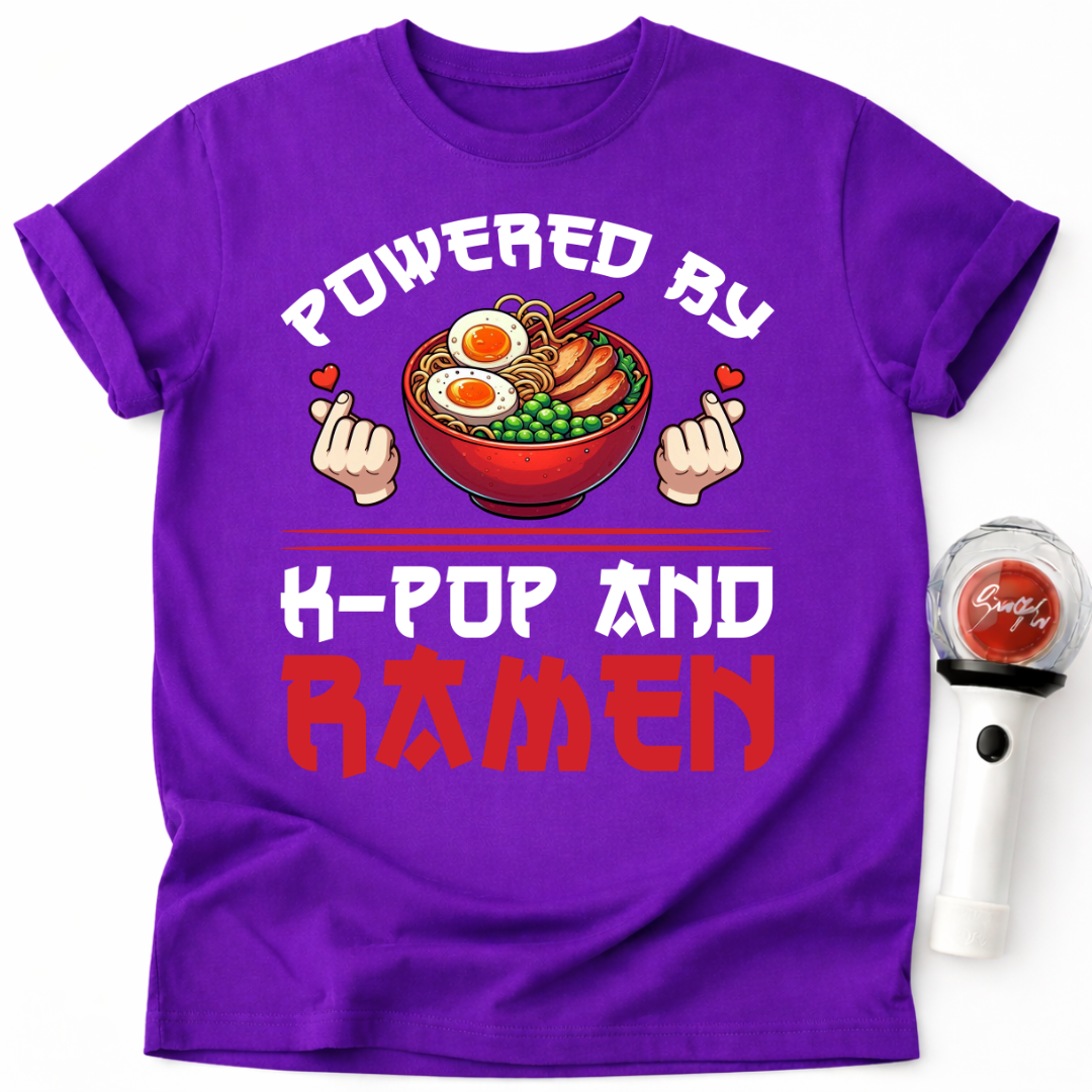 T-SHIRT POWERED BY K-POP UND RAMEN