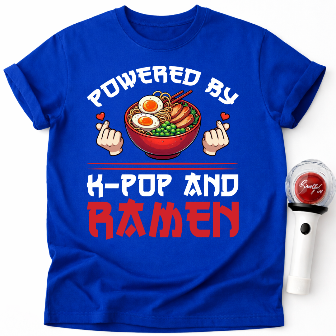 T-SHIRT POWERED BY K-POP UND RAMEN