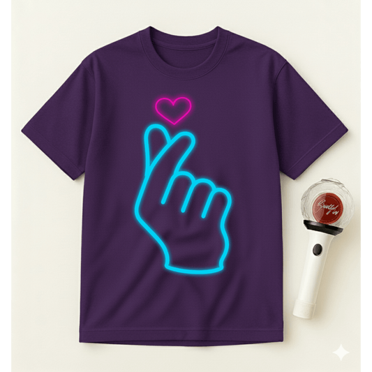 BLUE FINGER HEART T-SHIRT