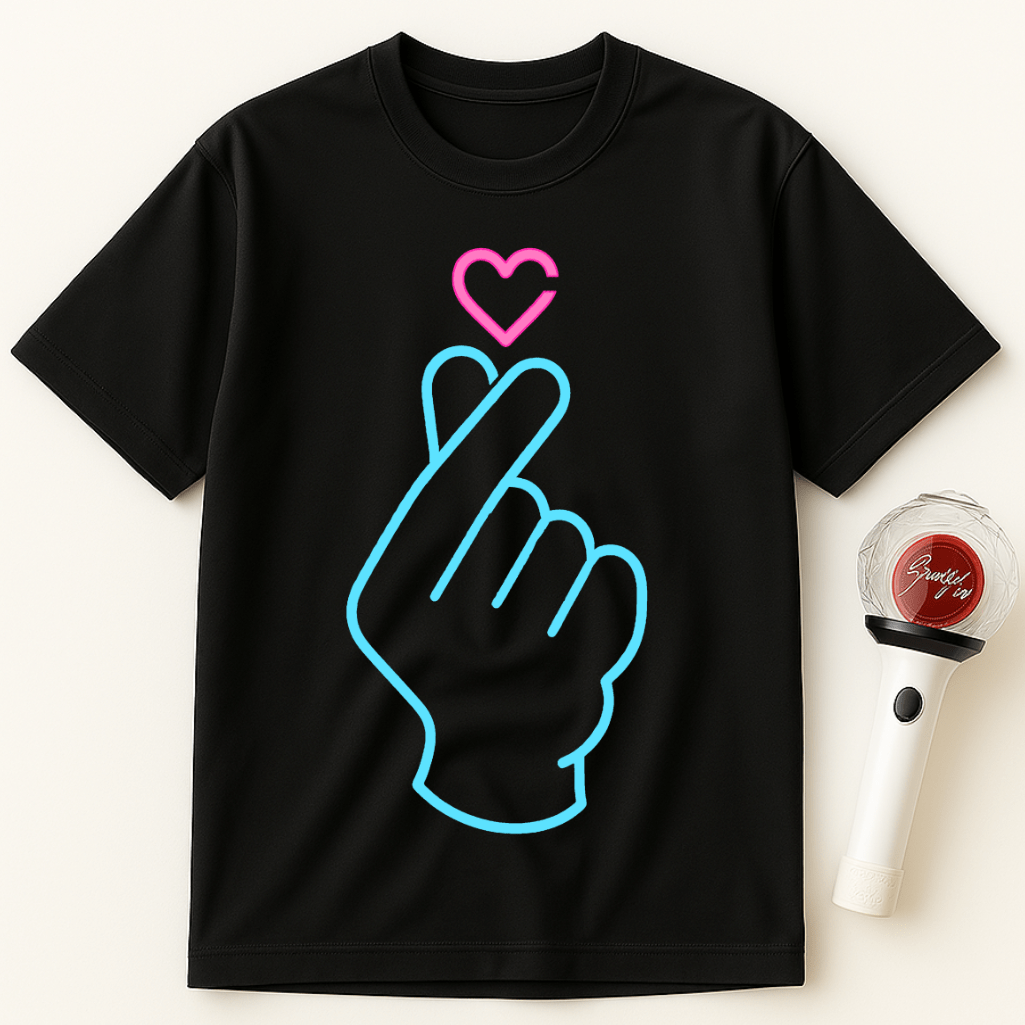 MINIMAL FINGER HEART K-POP UNISEX T-SHIRT
