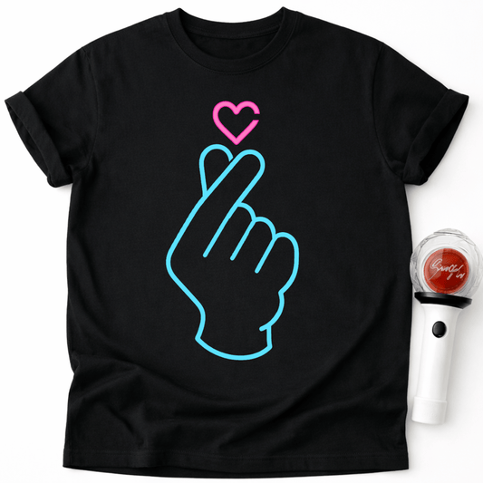 K-POP FINGER SIGN T-SHIRT