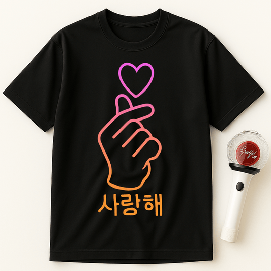 FINGER HEART SARANGHAE UNISEX T-SHIRT