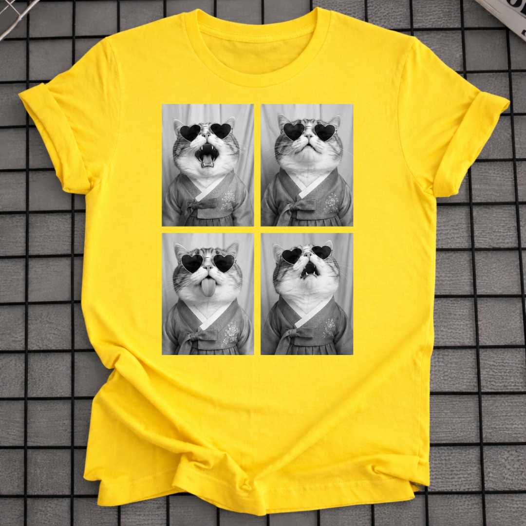 KOREAN HANBOK CAT PHOTO T-SHIRT