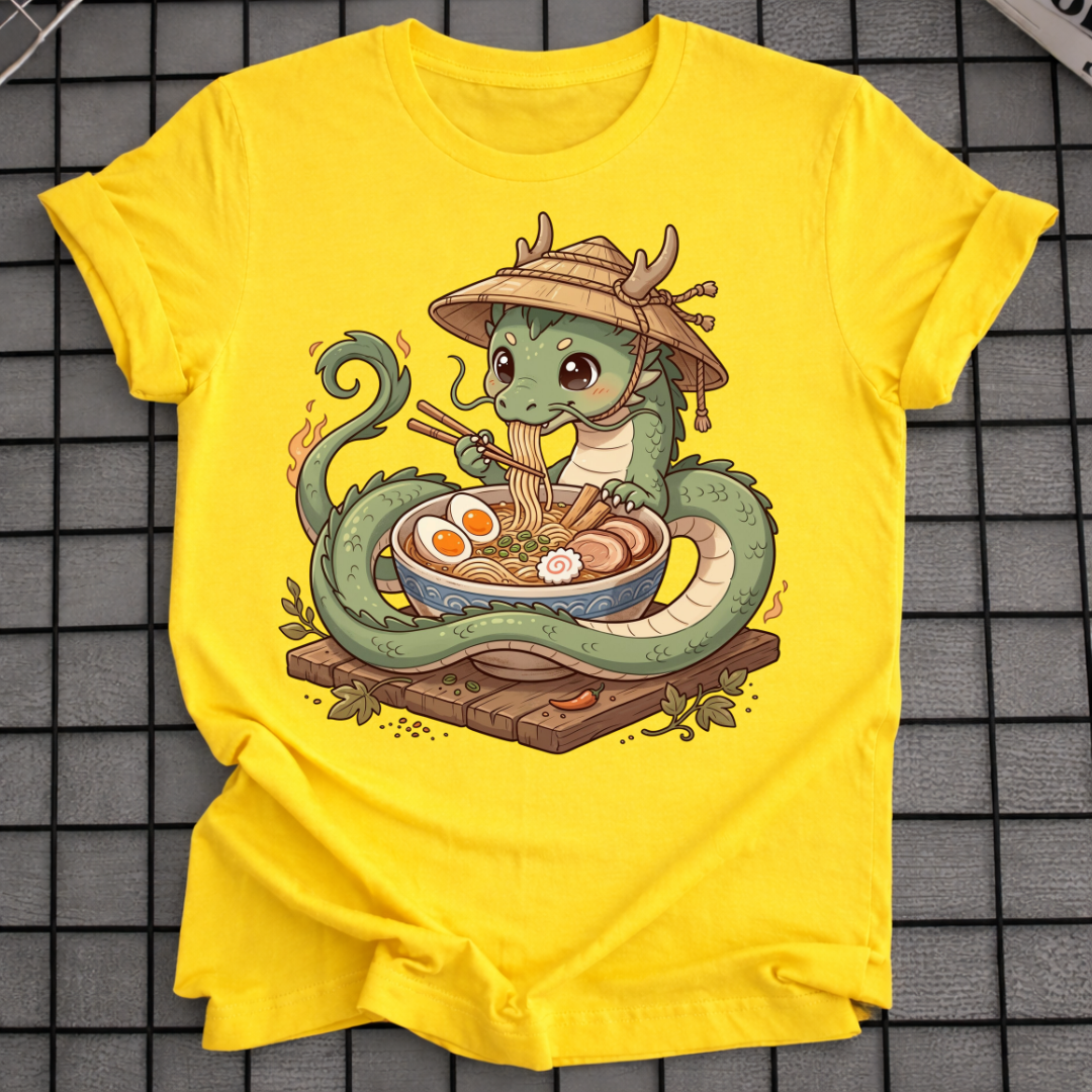 DRACHE ISST NUDELN T-SHIRT