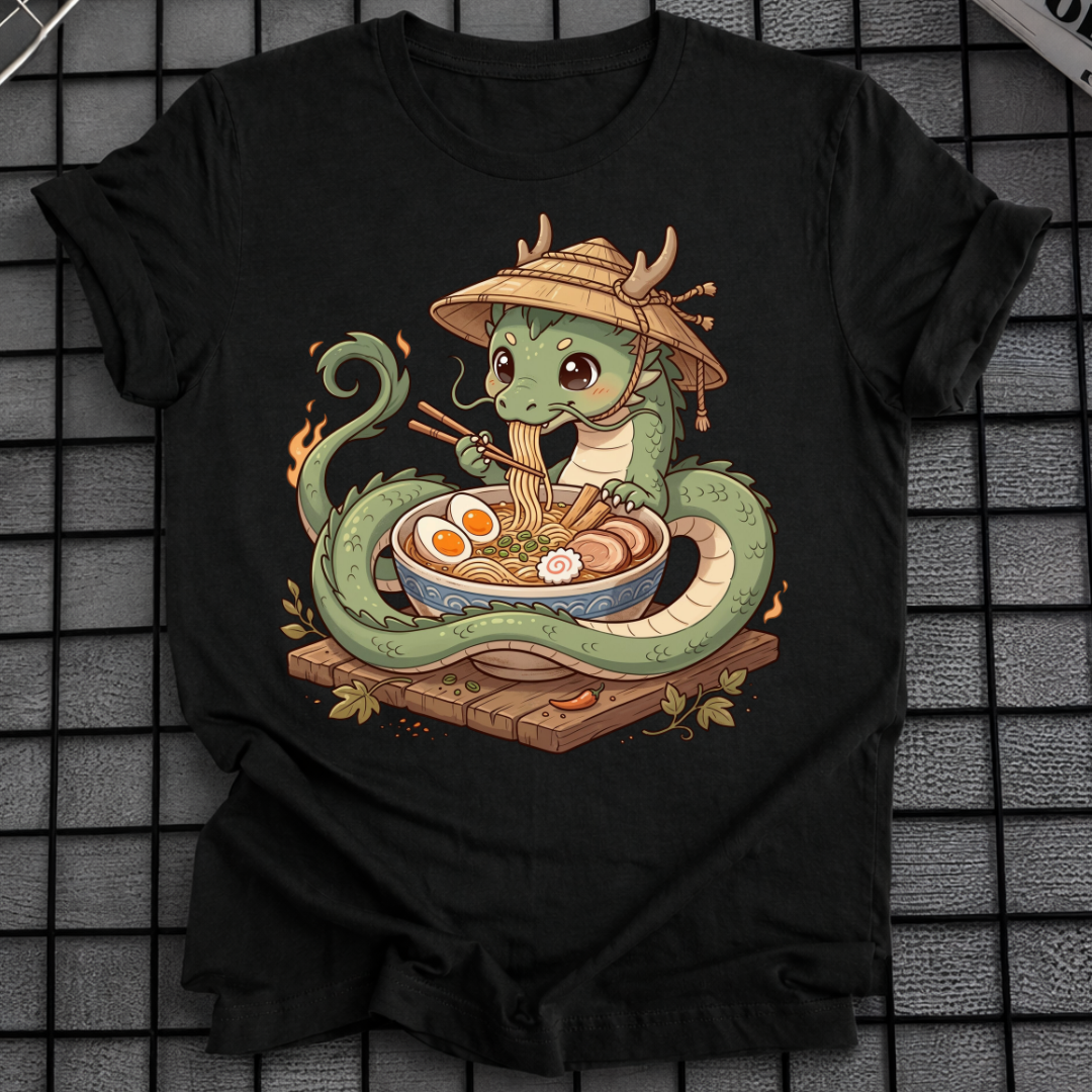 DRACHE ISST NUDELN T-SHIRT