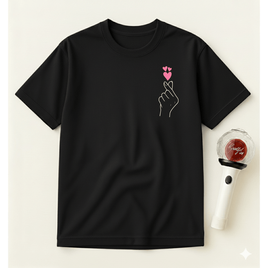 MINIMALIST K-POP HEART T-SHIRT