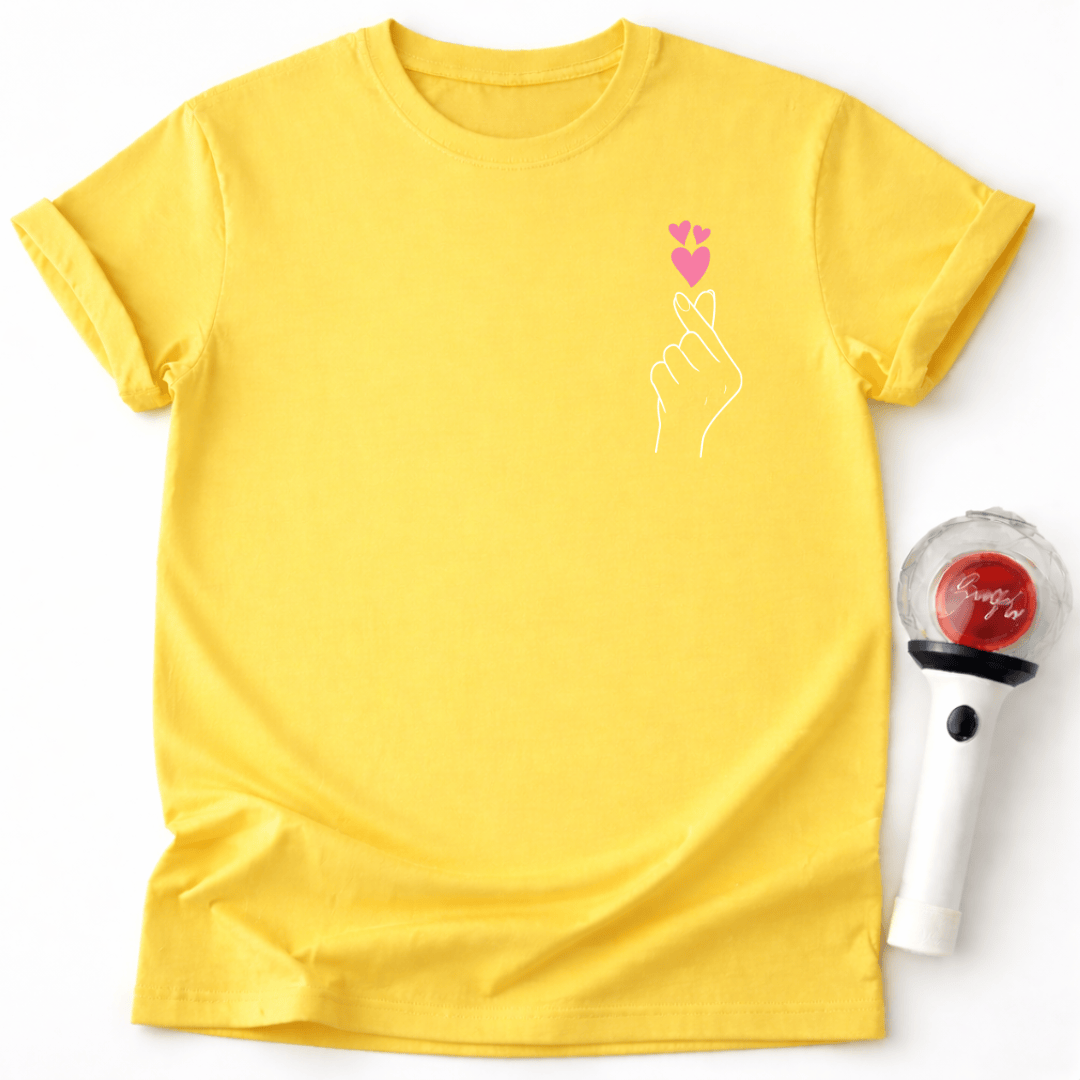 MINIMALIST K-POP HEART T-SHIRT