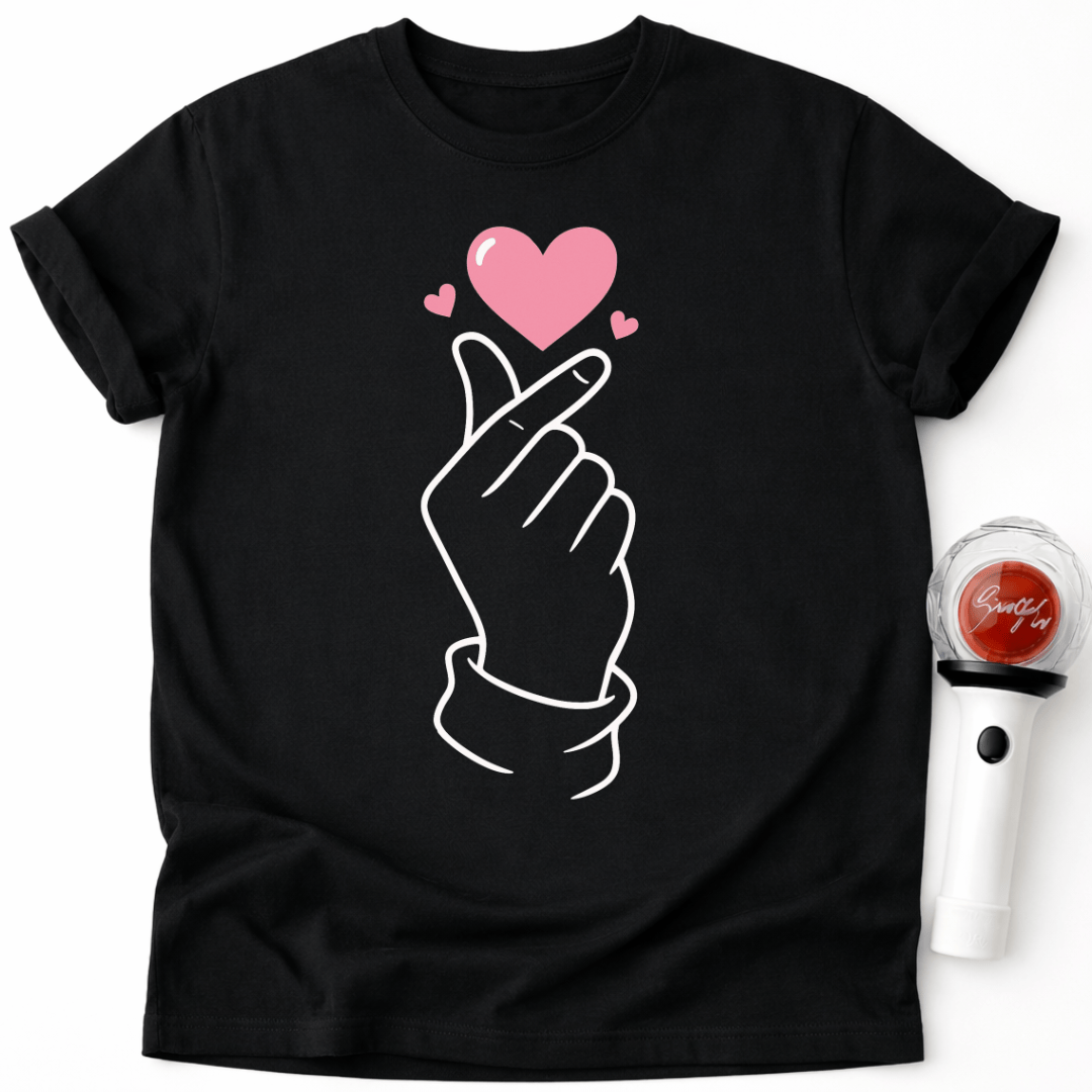 MINIMALIST K-POP HEART T-SHIRT