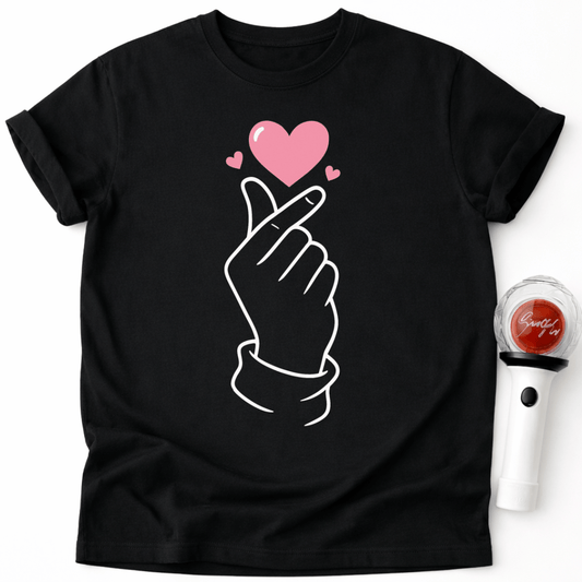 MINIMALIST K-POP HEART T-SHIRT