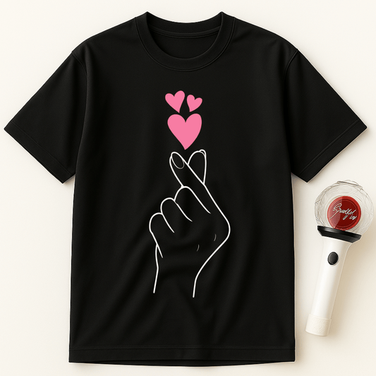 MINIMALIST FINGER HEART KPOP UNISEX T-SHIRT