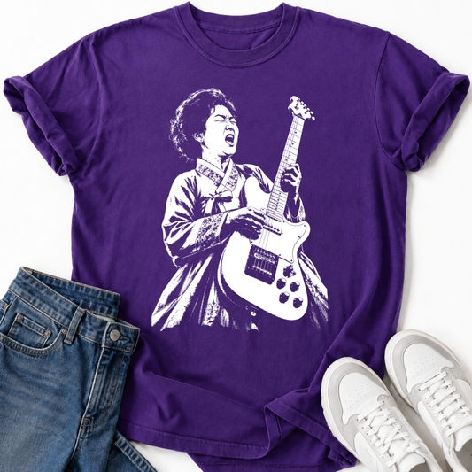 KOREAN WOMAN ROCKSTAR T-SHIRT