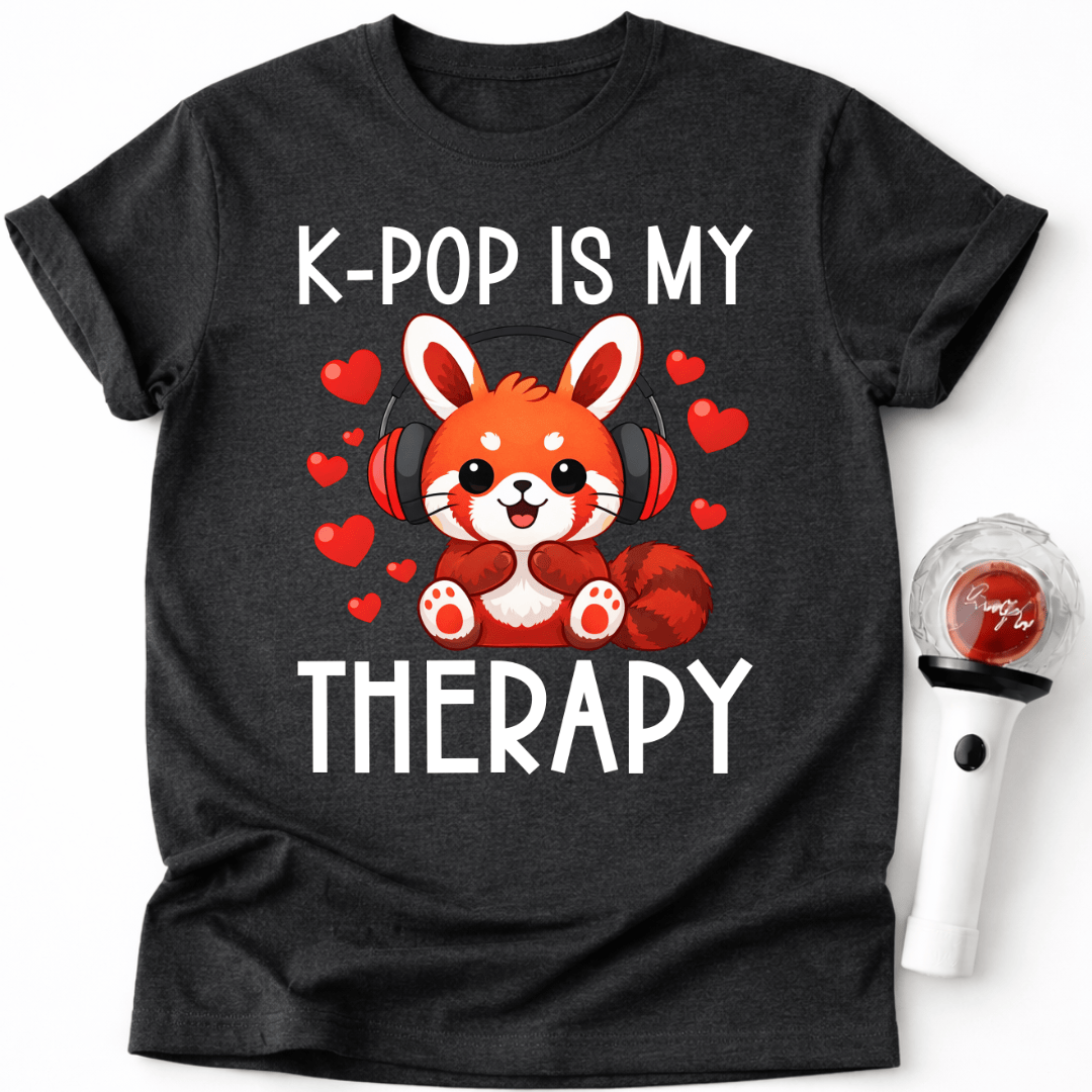 K-POP IST MEINE THERAPIE ROTER PANDA T-SHIRT