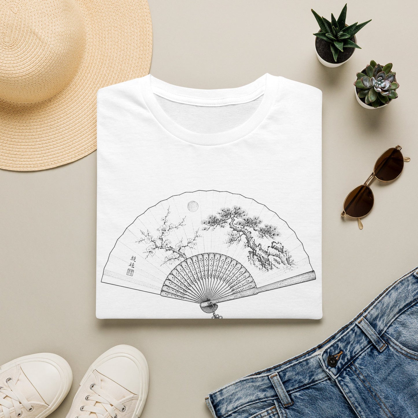 TRADITIONAL KOREAN FOLDING FAN T-SHIRT