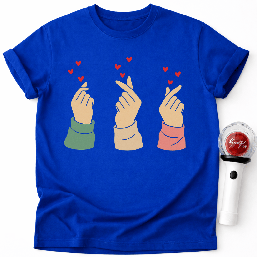PASSENDES K-POP HERZ-T-SHIRT