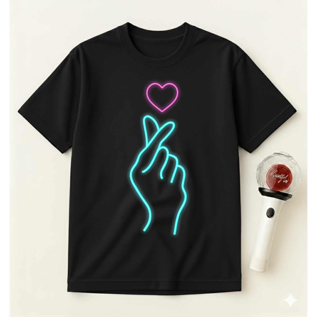 K-POP FINGER HEART T-SHIRT