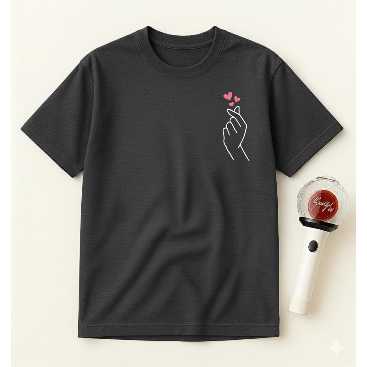 MINIMAL KOREAN HEART T-SHIRT