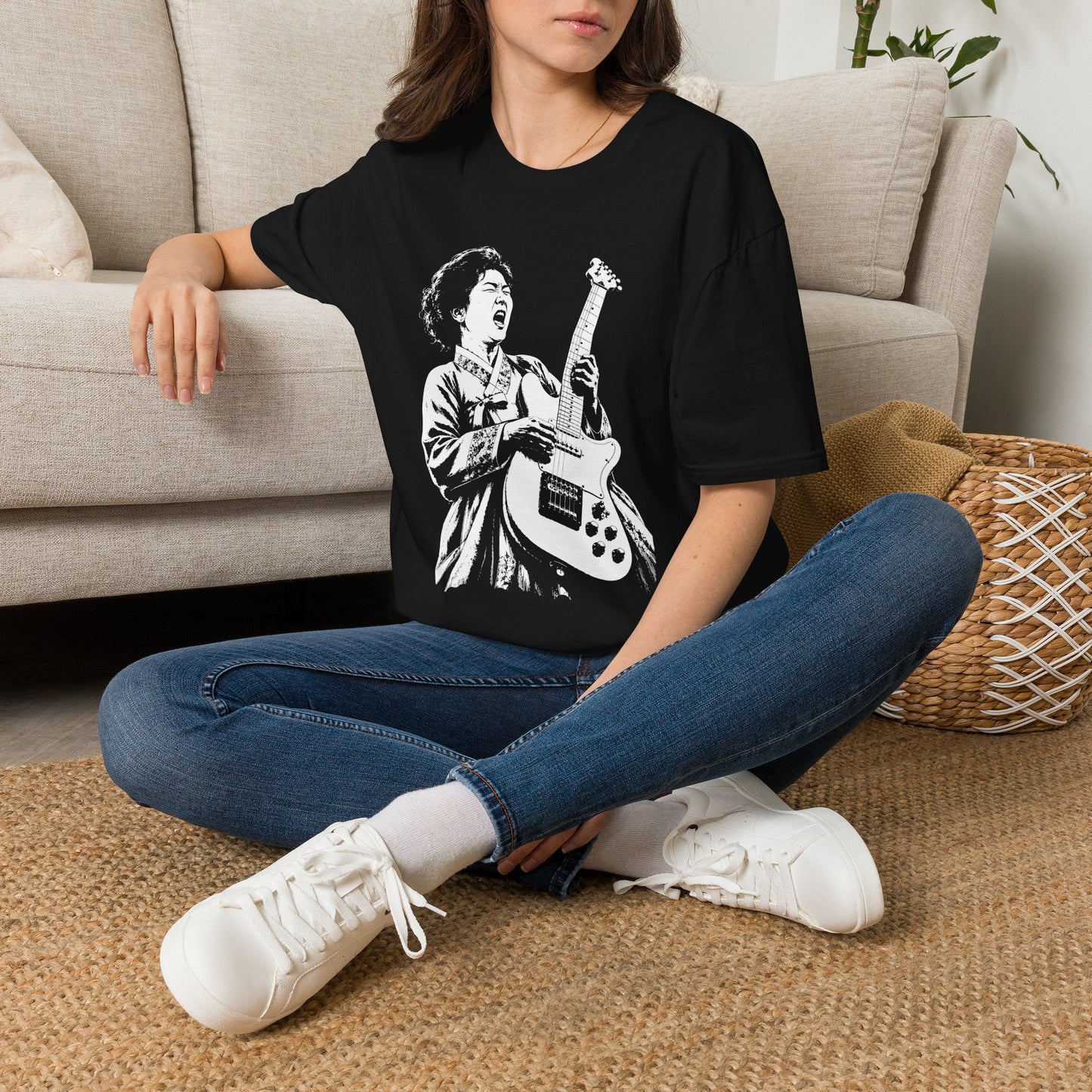 T-Shirt — Vintage Rock Guitarist Graphic Tee