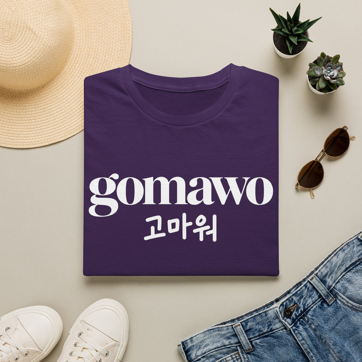 Gomawo (고마워) Thank You Graphic T-Shirt — Korean Phrase Tee