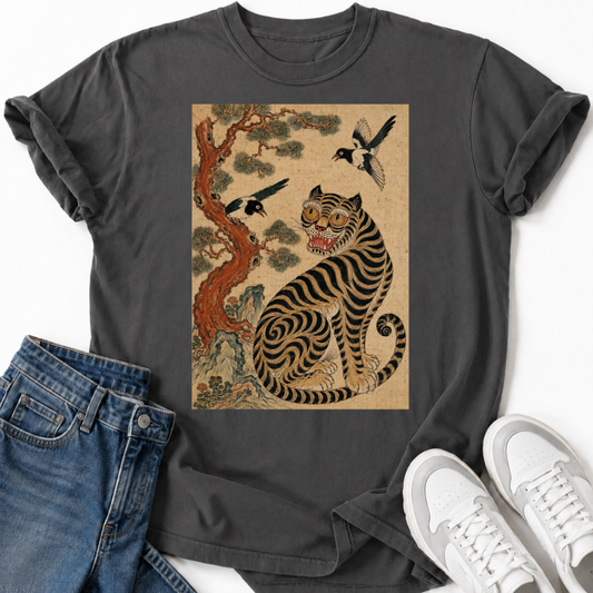 TRADITIONAL MINHWA ART T-SHIRT