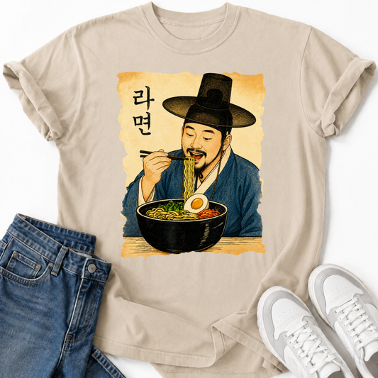 KOREAN MAN EATING RAMYEON T-SHIRT