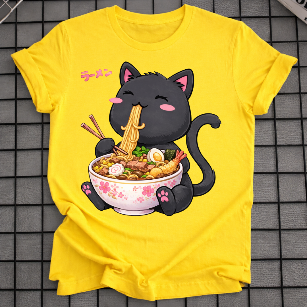 BLACK CAT EATING RAMEN T-SHIRT