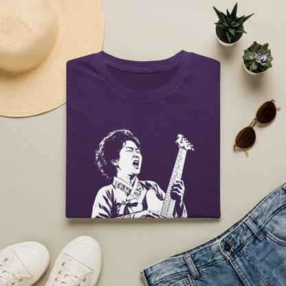 T-Shirt — Vintage Rock Guitarist Graphic Tee