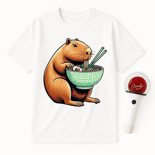 CAPYBARA EATING RAMEN NOODLES UNISEX T-SHIRT