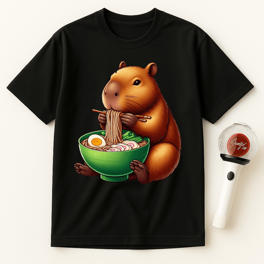 CAPYBARA EATING RAMEN UNISEX T-SHIRT