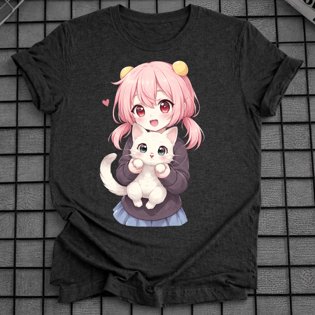 CHIBI ANIME-MÄDCHEN MIT KATZEN-T-SHIRT