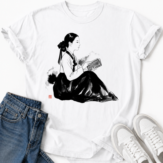 KOREAN HANBOK READING T-SHIRT