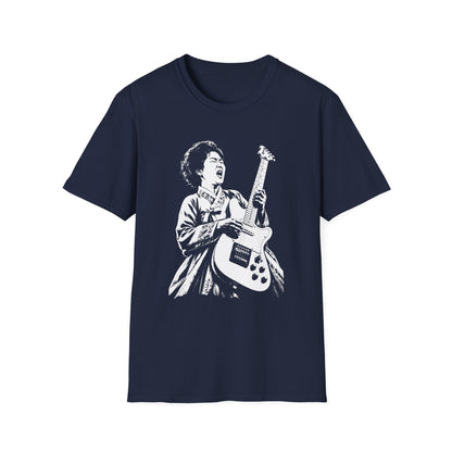 T-Shirt — Vintage Rock Guitarist Graphic Tee