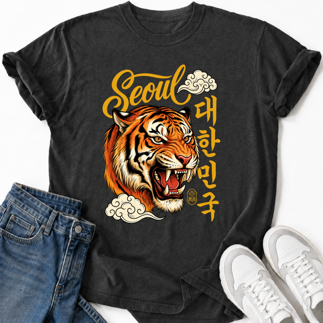 KOREAN SCRIPT TIGER T-SHIRT