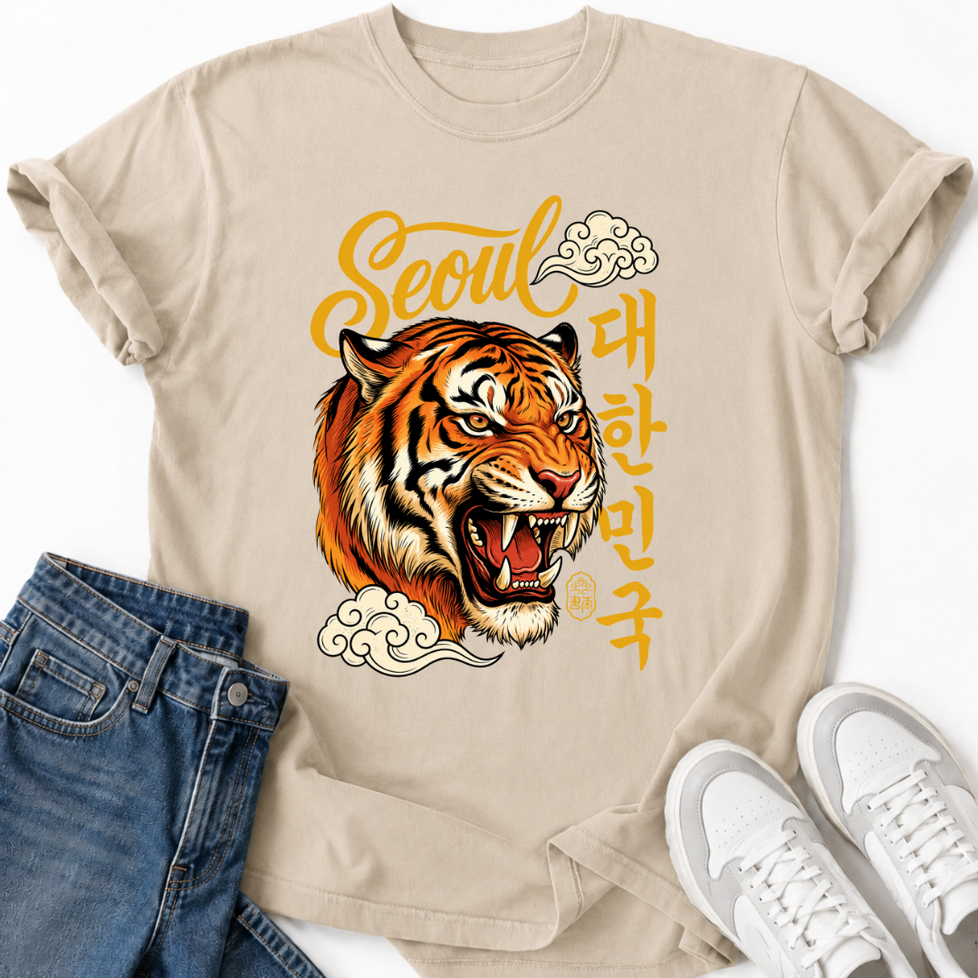 KOREAN SCRIPT TIGER T-SHIRT